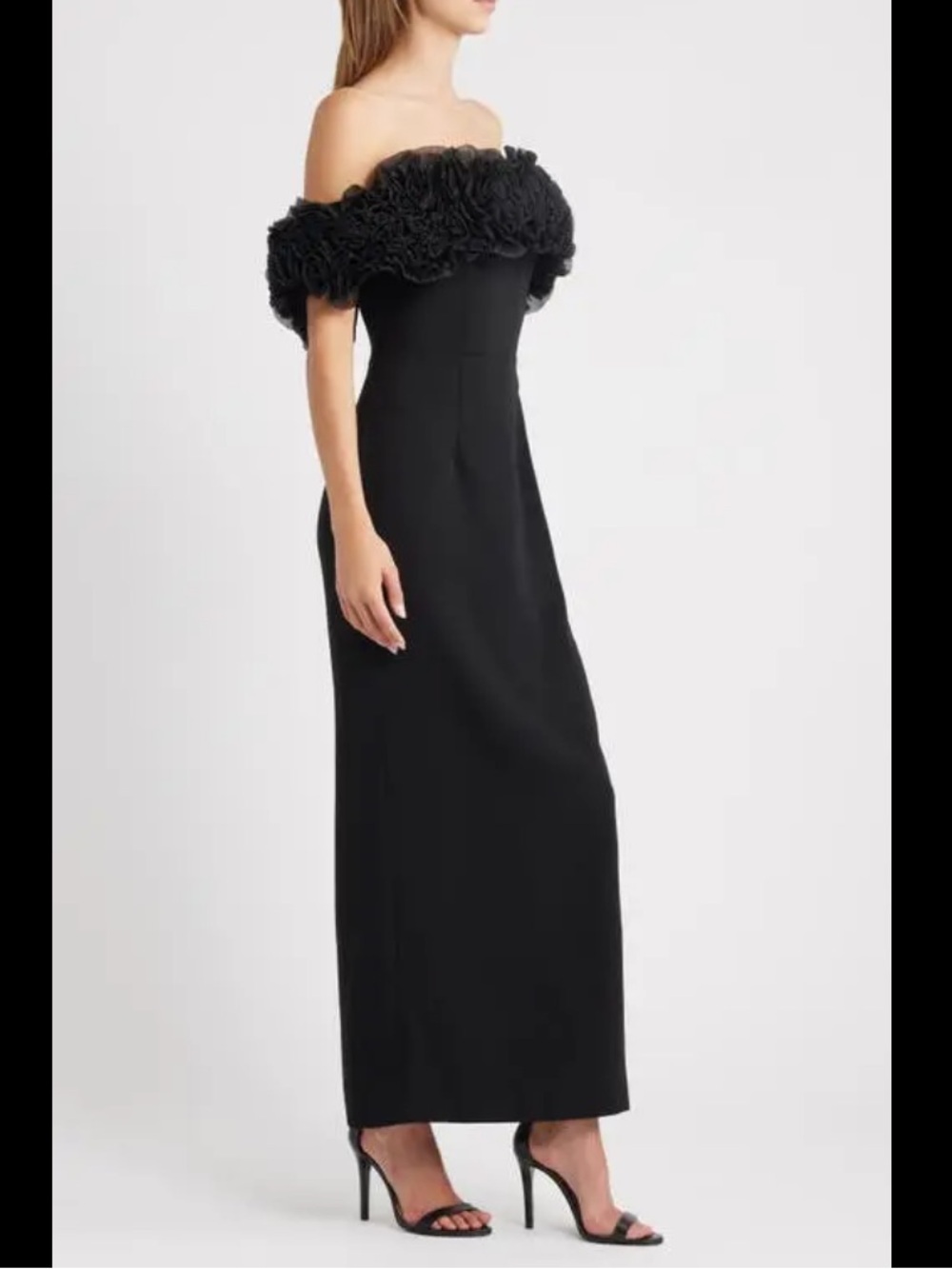 SONYA MODA
Florence Off-The-Shoulder Gown